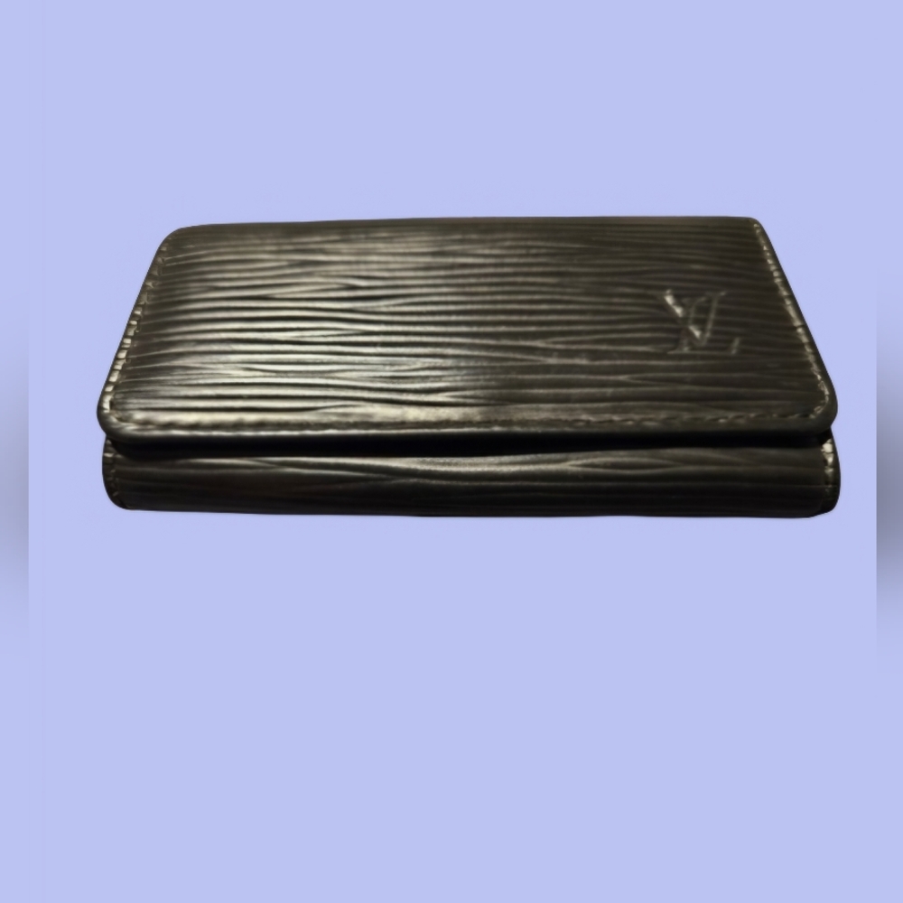 LOUIS VUITTON - PRISTINE LV EPI KEY CASE - Picture 2 of 16